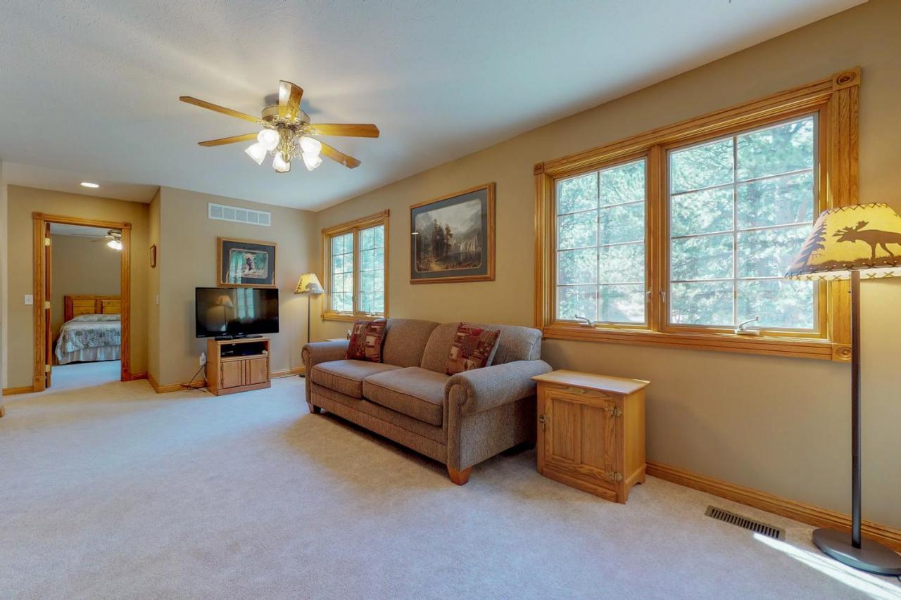 On Fall River - Permit #3193 Holiday home *